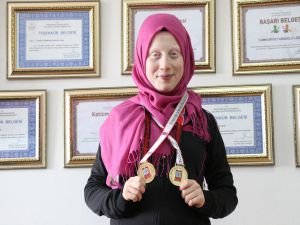 Albino hastası öğrenci judoda Türkiye şampiyonu oldu