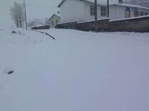 Yoğun kar yağışı nedeniyle 133 yerleşim yeri ulaşıma kapandı