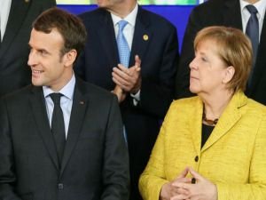 Macron ve Merkel, Putin ile ateşkesi konuşacak