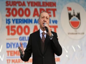 "Bölücü örgütün güdümündeki belediyelerin Diyarbakır’a elle tutulacak hizmeti bulunmadı"