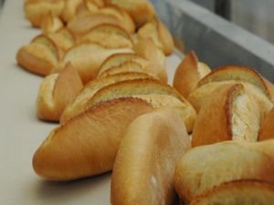 İstanbul Halk Ekmek zamlı satışlarına başladı