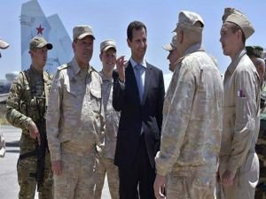 Suriye havalimanlarını ve askeri üslerini boşaltıyor