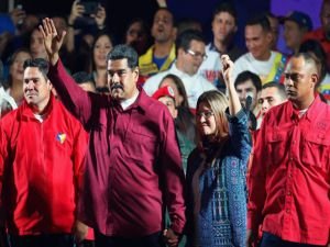Nicolas Maduro yeniden devlet başkanlığına seçildi