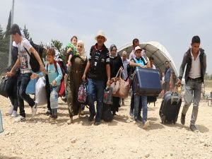 Bayram için ülkelerine giden Suriyelilerin geçişleri devam ediyor