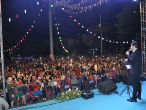 Kur’an-ı Kerim ziyafeti ve Abdurrahman Önül konseri’ne yoğun ilgi