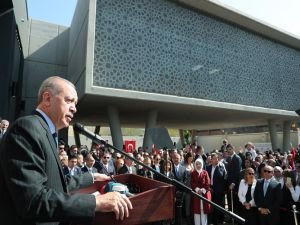 Erdoğan: "FETÖ'nün, Güney Afrika topraklarını kirletmesine izin vermeyeceğiz"