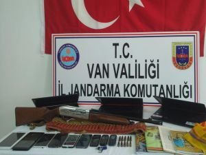 Van’da PKK’dan 39 gözaltı