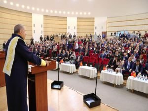 Erdoğan: "Kırgızistan’la ilişkilerimizi FETÖ gölgesinden kurtararak geliştirmeye kararlıyız"