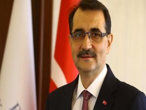 Enerji Bakanı Fatih Dönmez bordan el dezenfektanı ürettiklerini duyurdu