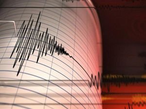 Akdeniz ve Çanakkale'de deprem