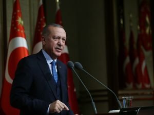 Erdoğan: "Halkın gönlüne giremeyen halkın huzuruna da çıkamaz"