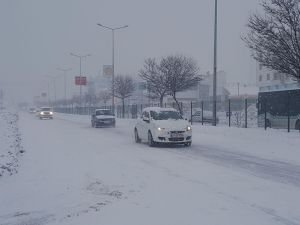 Kar nedeniyle kapanan 242 köy yolu ulaşıma açıldı