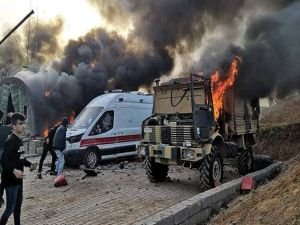 Türkiye'ye ait askeri üs yakıldı