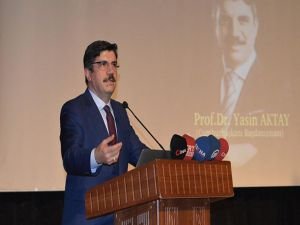 Yasin Aktay: ​"Adliye teşkilatı çalışmıyorsa bütün toplum bozulur"