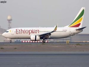 Etiyopya'da yolcu uçağı düştü