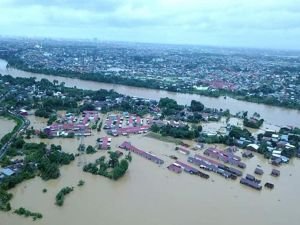Endonezya'da sel felaketi: 50 ölü