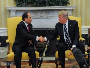 Trump, Sisi için "en favori diktatörüm" dedi