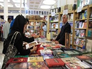 Tahran Uluslararası Kitap Fuarı'na 800 yabancı yayıncı katılacak