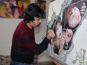 Çizdiği resimlerle Suriye dramını dünyaya duyuruyor