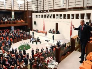 Cumhurbaşkanı Erdoğan HDP'li Buldan'ın konuşması esnasında Meclis'ten ayrıldı