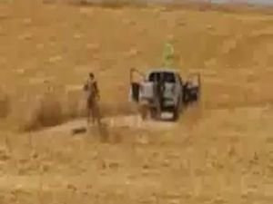 PKK/YPG'liler halkın arazilerini ateşe verirken görüntülendi