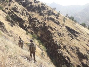 Diyarbakır'da 3 PKK'li öldürüldü