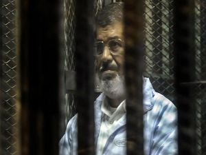 Şehid Muhammed Mursi Kahire'de defnedildi