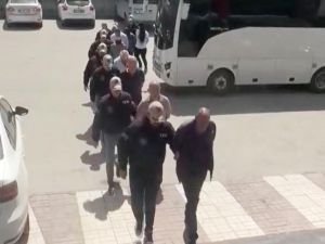 Van Büyükşehir Belediyesi çalışanlarına operasyon: 9 gözaltı