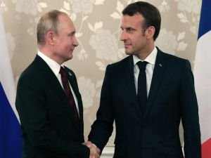 Putin ve Macron Libya'daki gelişmeleri görüştü