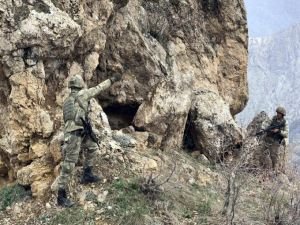 MSB: Zeytin Dalı bölgesinde 8 PKK/YPG'li gözaltına alındı