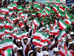 İran halkı, 'İslam Devrimi'nin 41. Zafer Yıldönümü'nü kutluyor