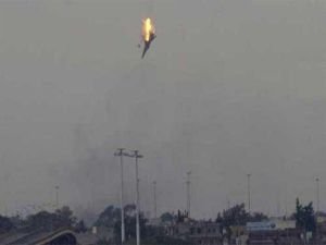 Muhalifler Suriye rejimine ait savaş uçağı düşürdü