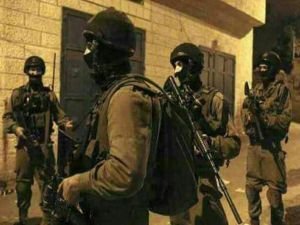 Siyonist terör çetesi, Filistinli kadın ve çocukları kaçırıyor
