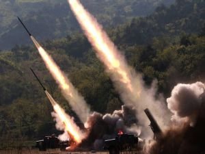 Kuzey Kore yeni füze denemesi gerçekleştirdi