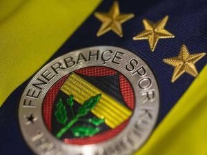 Fenerbahçe'de bir oyuncu ile bir çalışanında Coronavirus tespit edildi