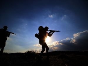 Fırat Kalkanı ve Barış Pınarı bölgelerinde 7 PKK'lı öldürüldü