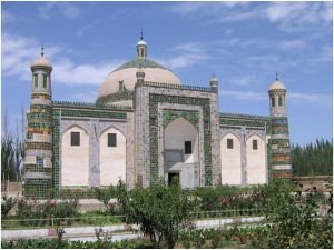 Çin, Doğu Türkistan’daki tarihi camileri kapatıp müzeye çeviriyor