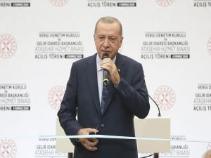 Erdoğan: “Türkiye'nin salgın sürecinden güçlü çıkması birilerini rahatsız etti”