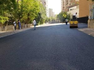 Diyarbakır'da asfaltlama çalışması tamamlanan sokaklar yeni çehresine kavuştu
