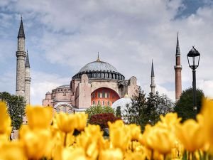 Bakan Soylu'dan Ayasofya Camii paylaşımı