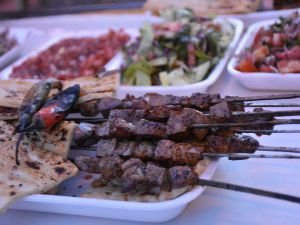 Kebabın memleketi Adana'da kahvaltının vazgeçilmezi "Ciğer Kebabı"
