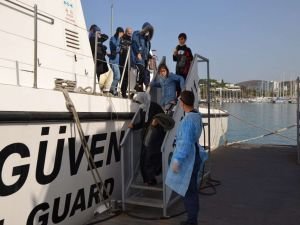 Muğla ve Aydın açıklarında 24 düzensiz göçmen kurtarıldı
