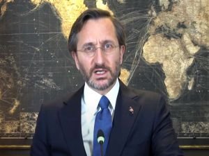 Fahrettin Altun'dan Mescid-i Aksa'ya ses bombalarıyla gerçekleştirilen baskına tepki