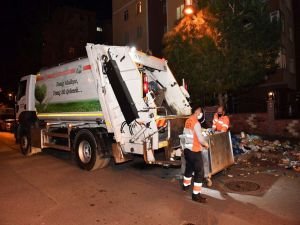CHP'li Maltepe Belediyesi'nde temizlik işçileri grevi sona erdirdi