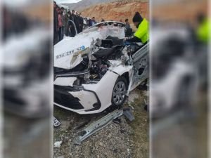 Diyarbakır'da kaza: 5 ölü 3 yaralı