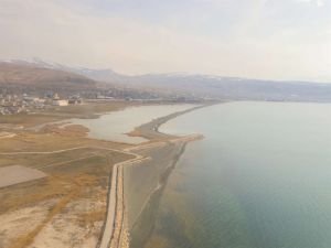 Van Gölü’nün Korunması için "Eylem Planı Değerlendirme Toplantısı" yapıldı