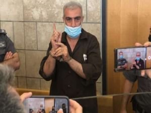 Siyonist işgal rejimi Şeyh el-Hatib'i alıkoymaya devam ediyor