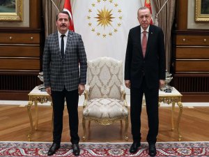 Cumhurbaşkanı Erdoğan Memur-Sen Genel Başkanı Yalçın’ı kabul etti