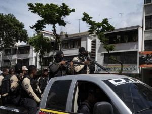 Venezuela'da çıkan çatışmada 4 polis hayatını kaybetti