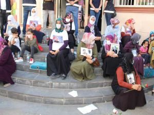 Bakan Soylu: Evlat nöbetinde 35'inci buluşma gerçekleşiyor